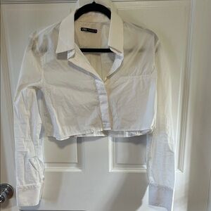 Zara Classic White Button Down Cropped Shirt
